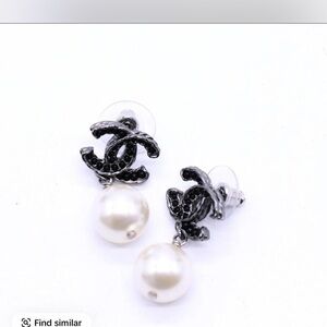 CHANEL Black Crystal CC Logo with Pearl Drop Earrings